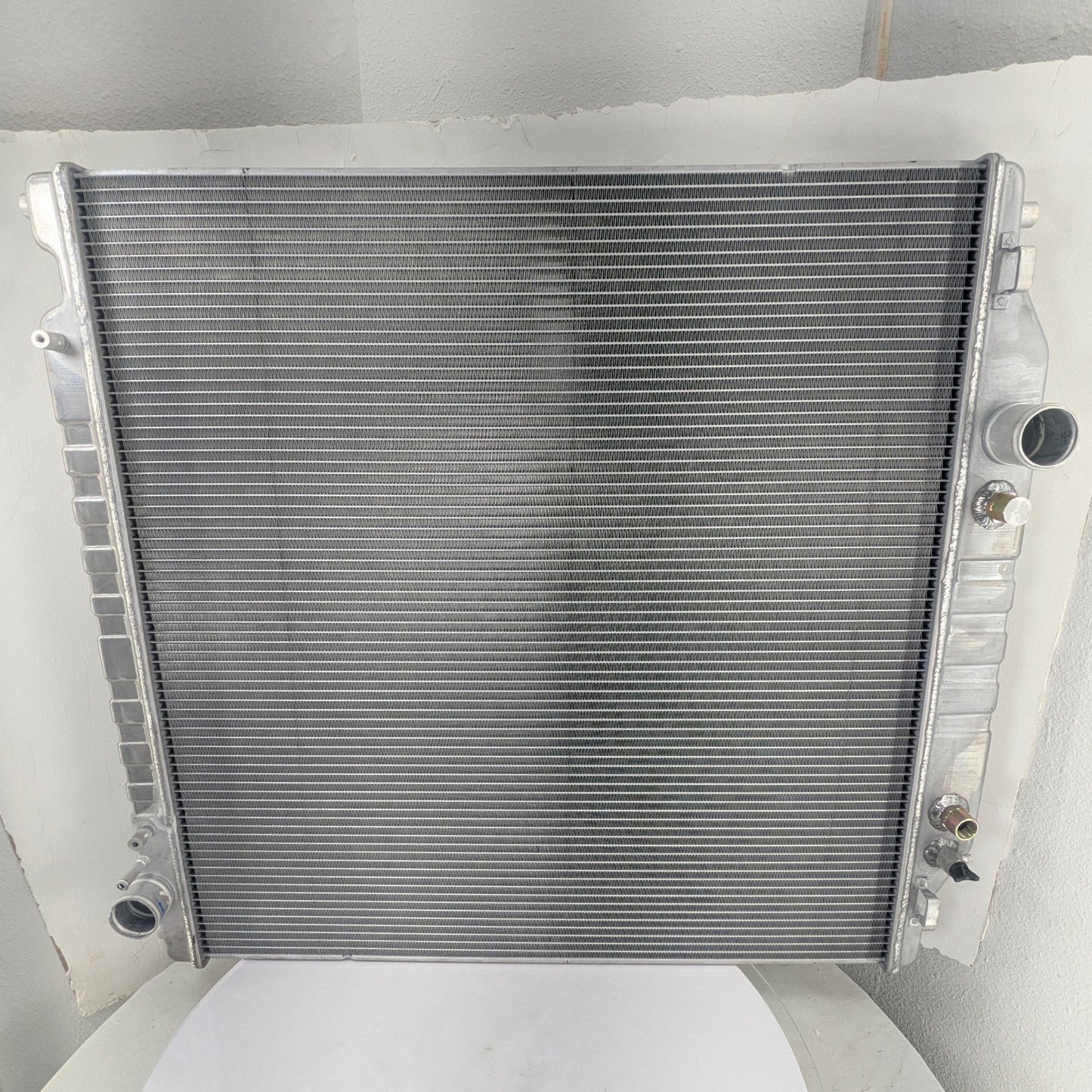 Upgraded Aluminum Radiator - 6.0 Powerstroke (2005-2007)