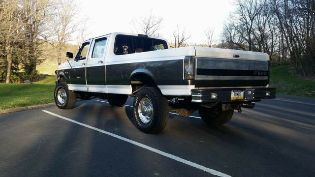 Complete Performance Smoked Tail Lights - 7.3 Powerstroke (1980-1997)